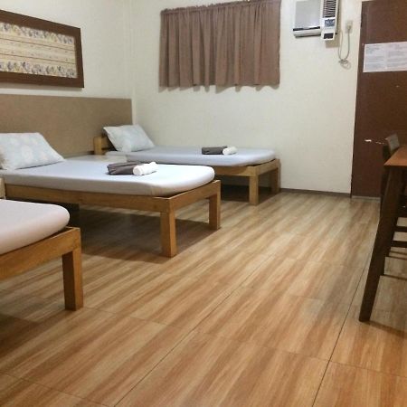 Crisfil'S Lodge Incorporated Dumaguete City Exteriér fotografie