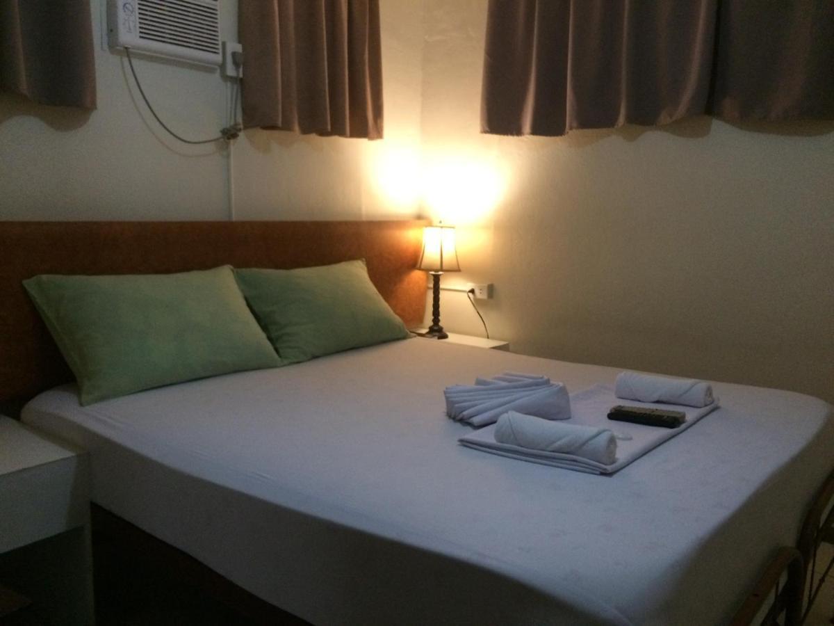 Crisfil'S Lodge Incorporated Dumaguete City Exteriér fotografie